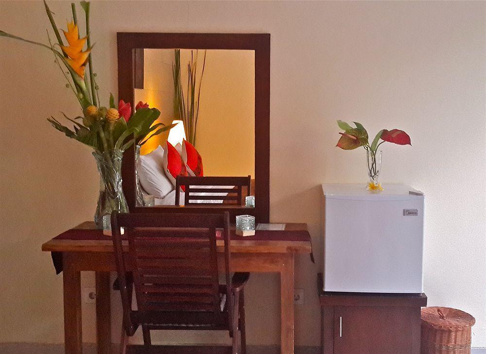 The Vie Villa Legian  Ngoại thất bức ảnh